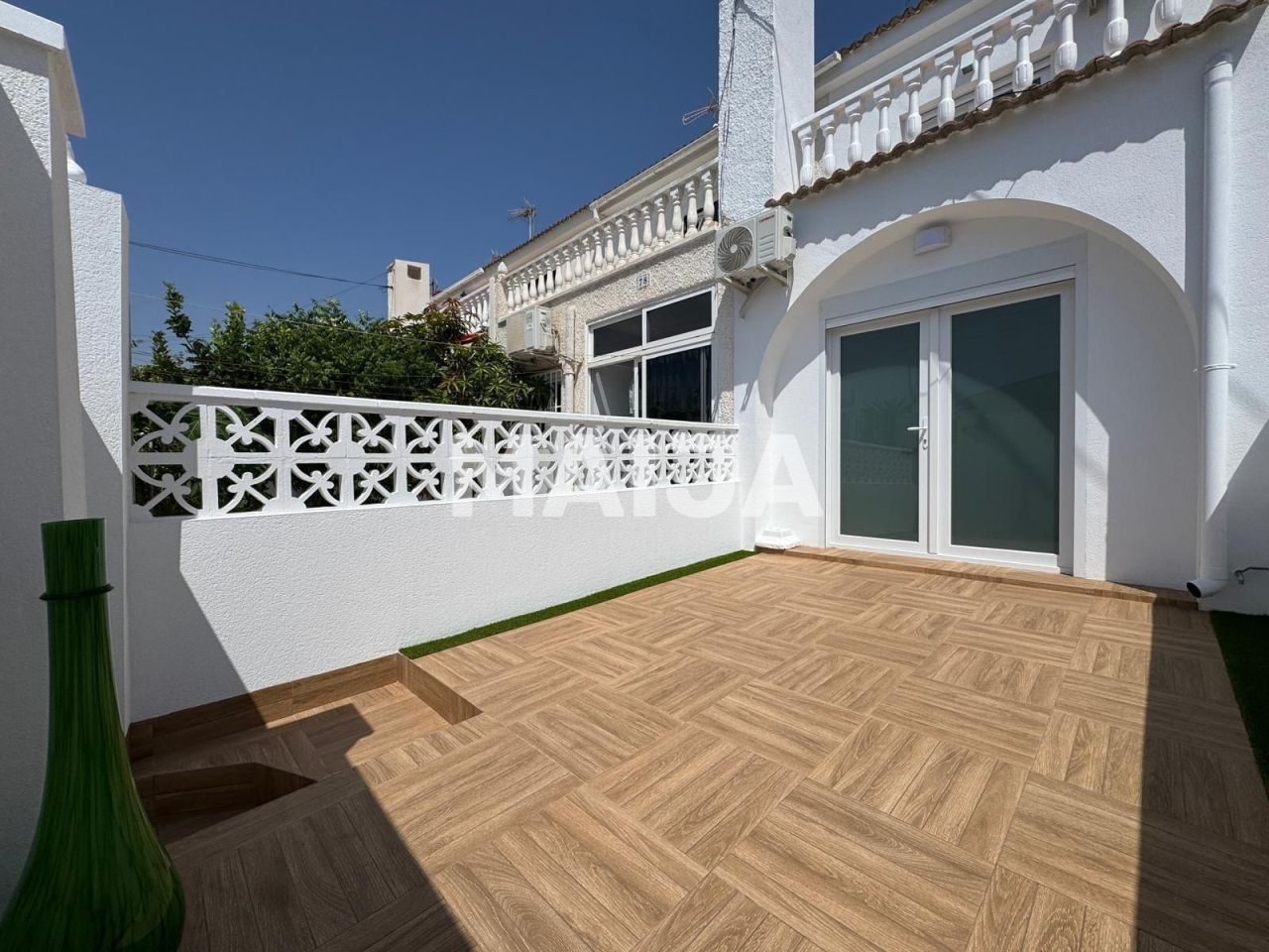 Casa en Torrevieja, España, 75 m² - imagen 1