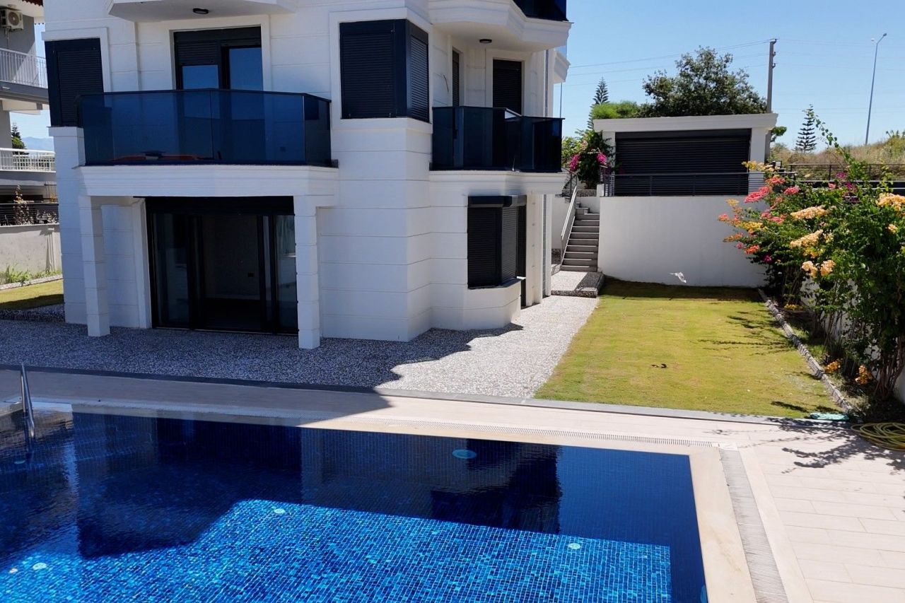 Villa in Side, Turkey, 320 m² - picture 18