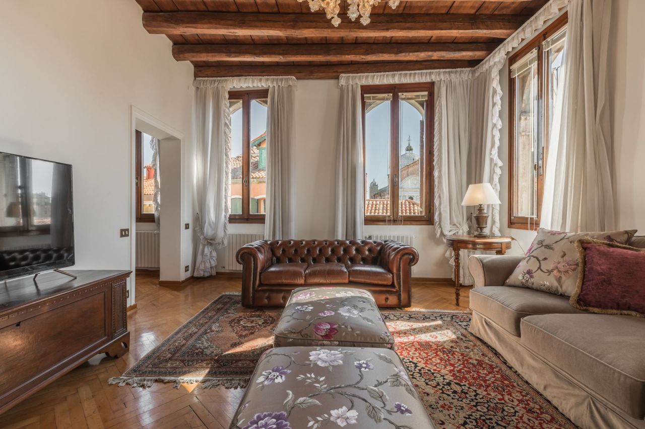 Hotel in Venice, Italy, 540 m² - picture 2