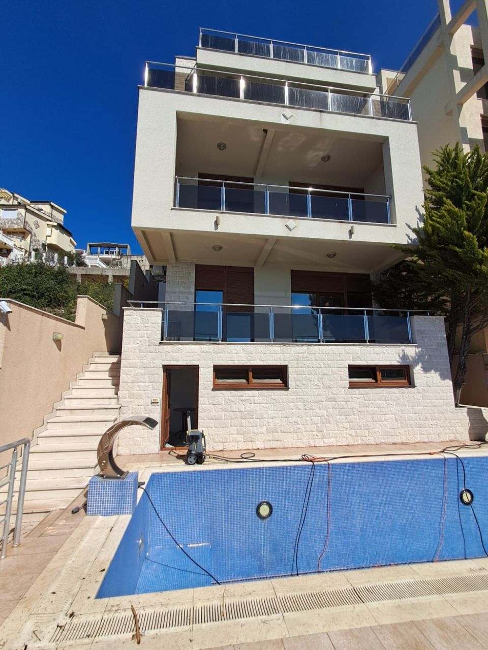 Villa in Dobra Voda, Montenegro, 540 m² - picture 4