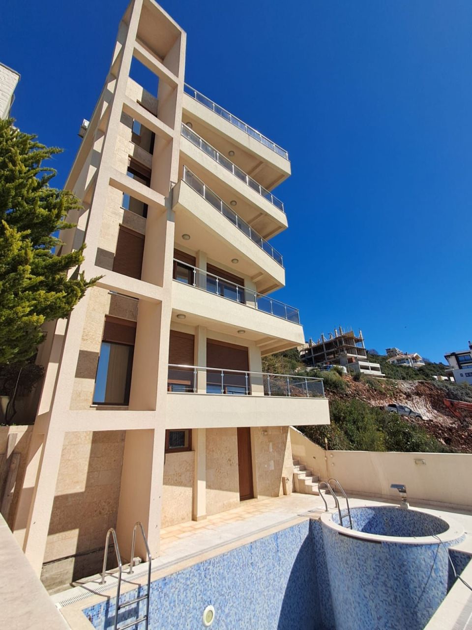 Hotel in Dobra Voda, Montenegro, 640 m² - Foto 1