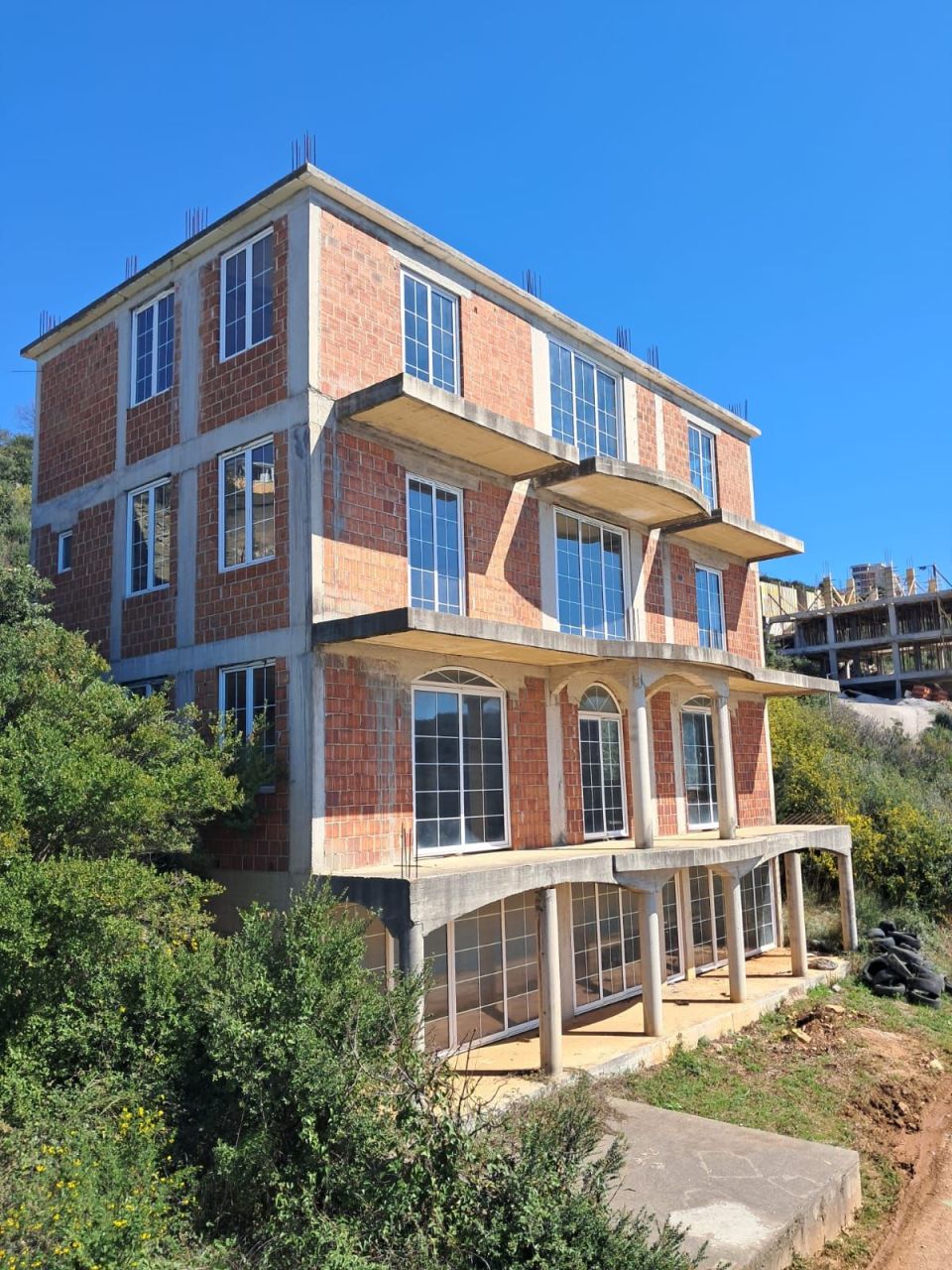 Villa en Dobra Voda, Montenegro, 480 m² - imagen 1