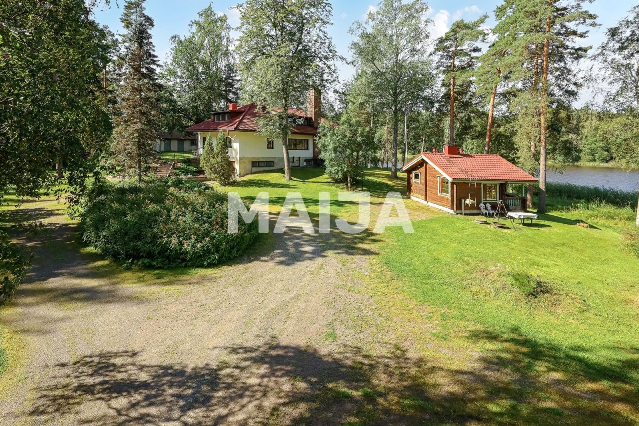 House in Sipoo, Finland, 250 m² - picture 1