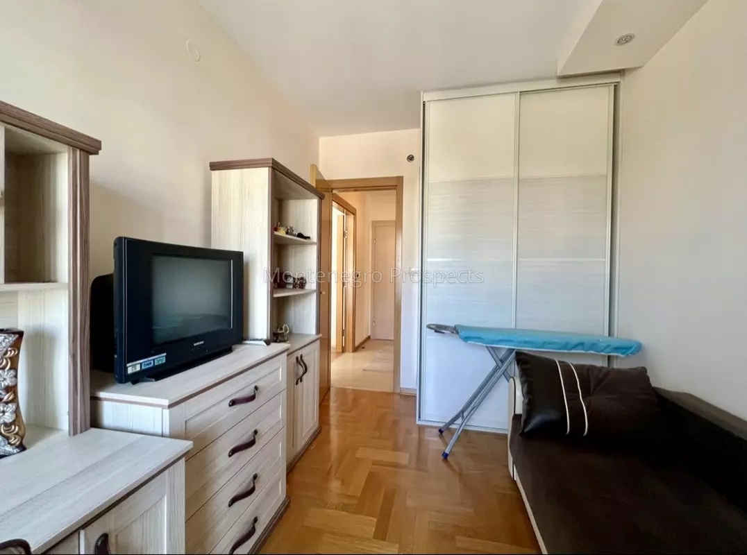 Apartamento en el Bar, Montenegro, 95 m² - imagen 2