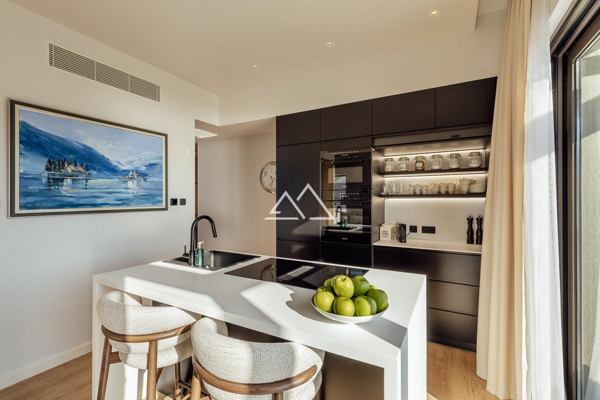 Apartamento en Tivat, Montenegro, 179 m² - imagen 12