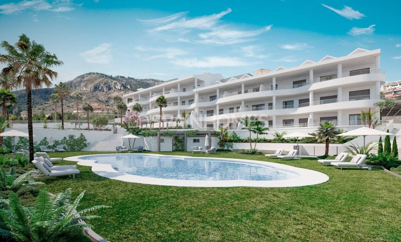 Apartment in Benalmadena, Spain, 108 m² - picture 1