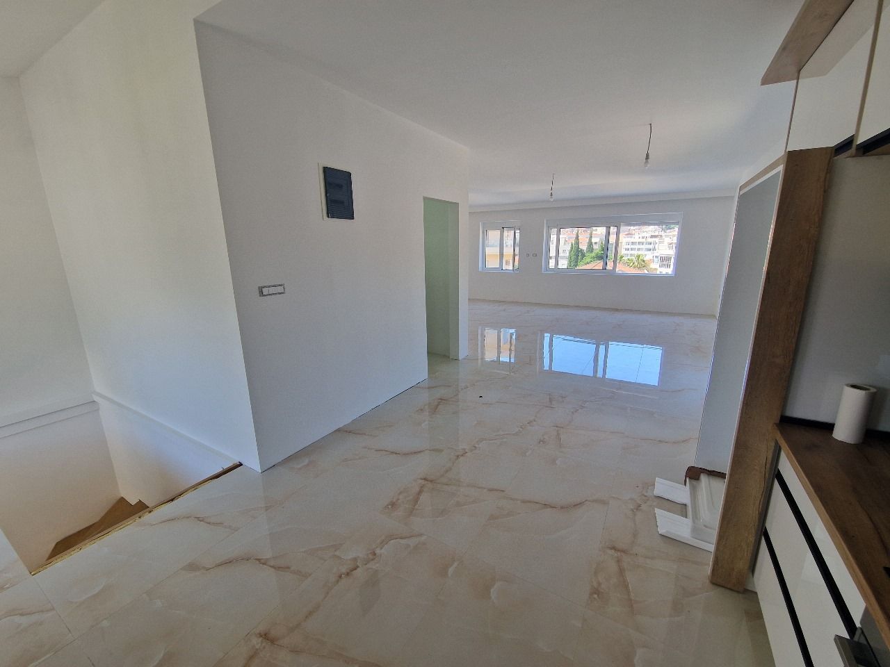 Apartamento en Budva, Montenegro, 160 m² - imagen 1