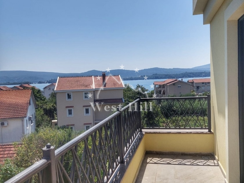 Hôtel à Tivat, Monténégro, 299 m² - image 2