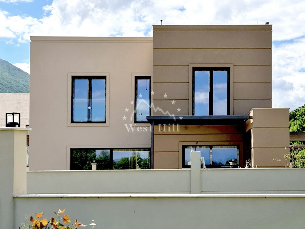 Casa a Danilovgrad, Montenegro, 200 m² - foto 2