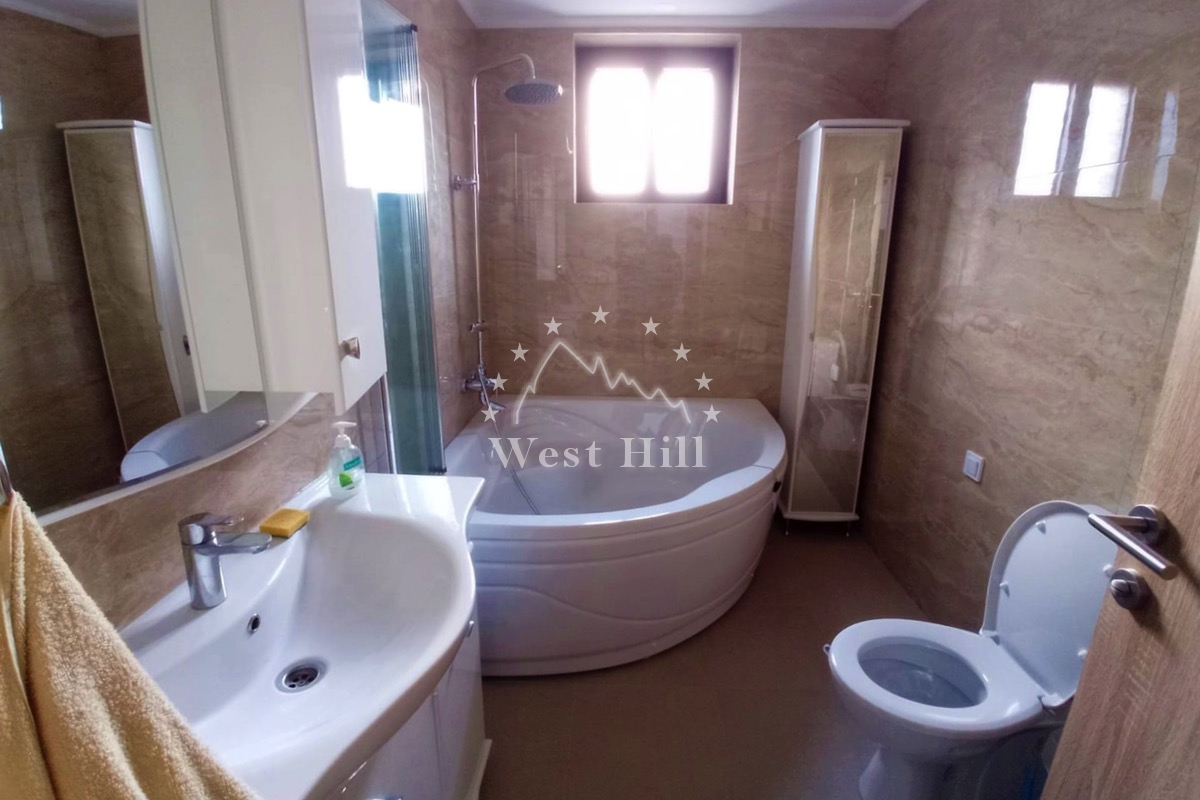 Maison à Igalo, Monténégro, 384 m² - image 5