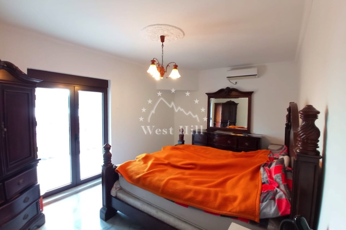 Maison à Igalo, Monténégro, 384 m² - image 8