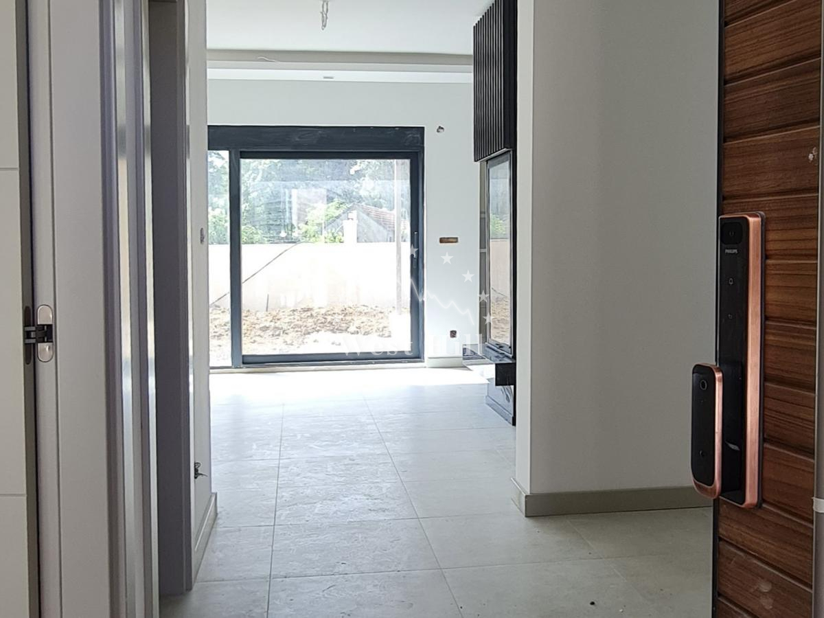 Casa a Danilovgrad, Montenegro, 200 m² - foto 10