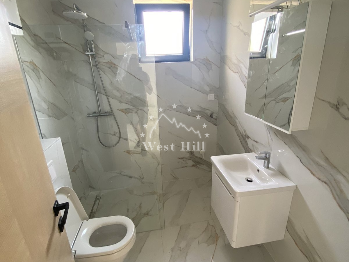 Hôtel à Tivat, Monténégro, 299 m² - image 11