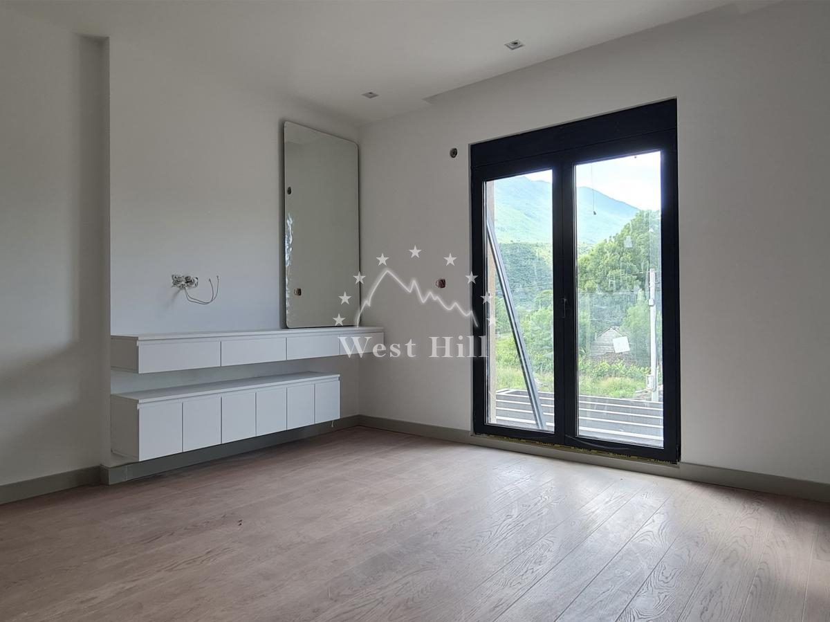 Casa a Danilovgrad, Montenegro, 200 m² - foto 11