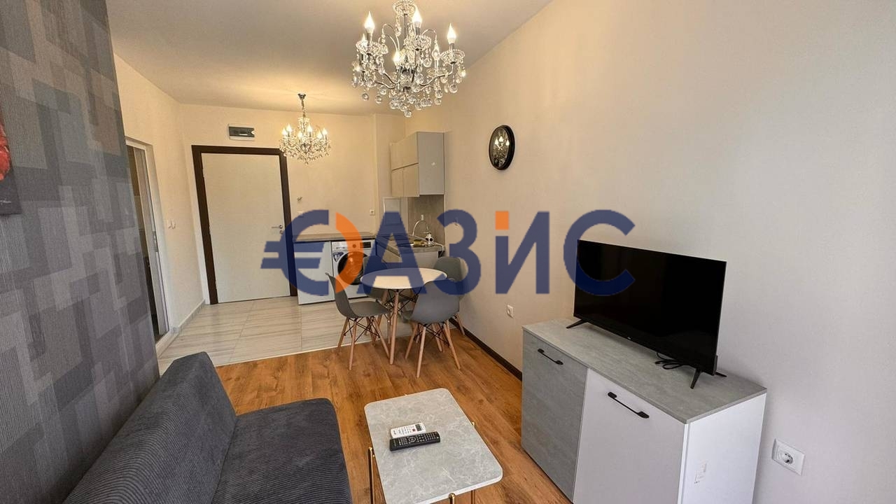 Apartment in Sveti Vlas, Bulgaria, 43 m² - picture 1