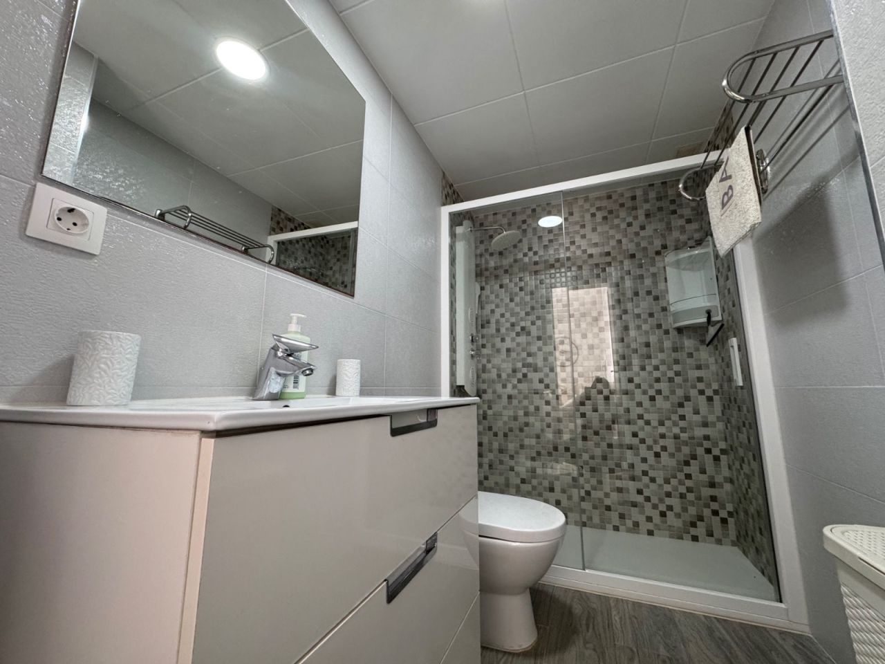 Apartamento en Torrevieja, España, 70 m² - imagen 8