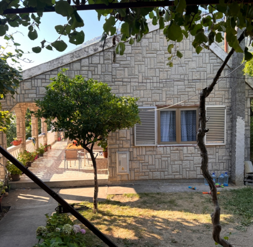 Maison à Šušanj, Monténégro, 140 m² - image 1
