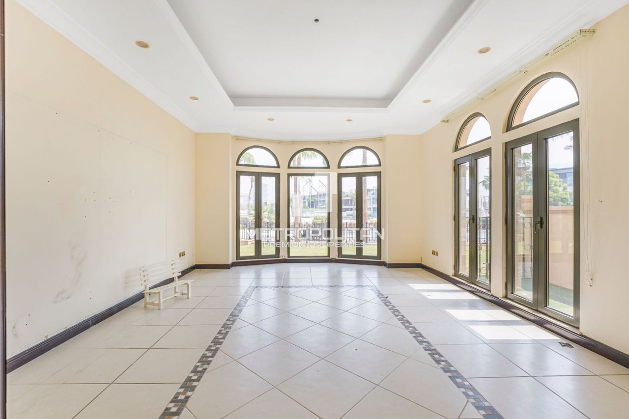 Villa en Dubái, EAU, 470 m² - imagen 1