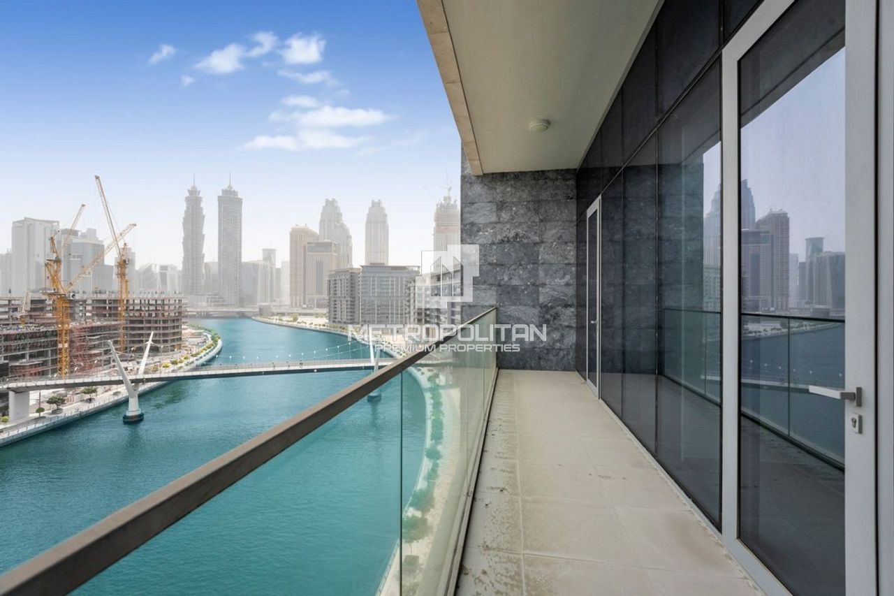 Apartamento en Dubái, EAU, 141 m² - imagen 1
