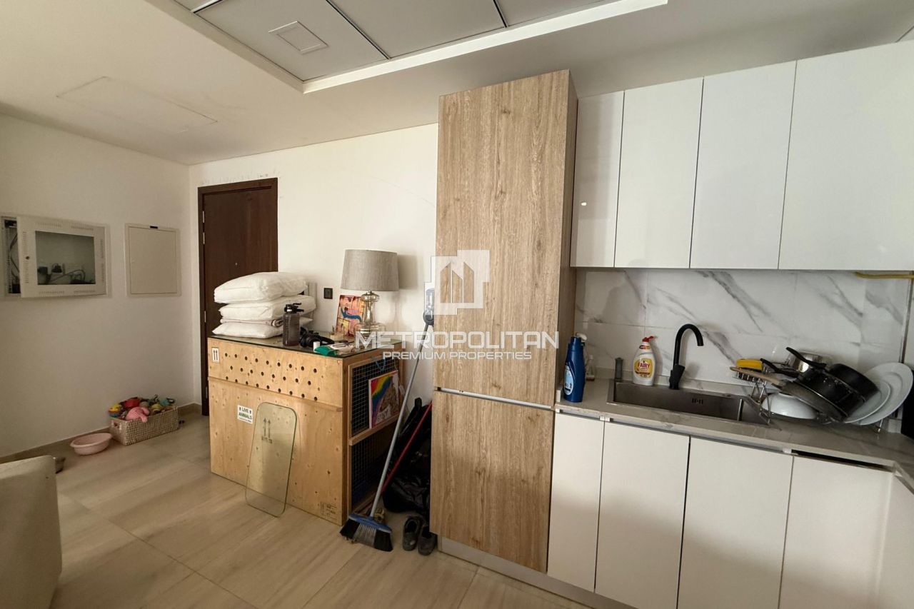 Apartment in Dubai, UAE, 50 m² - picture 13