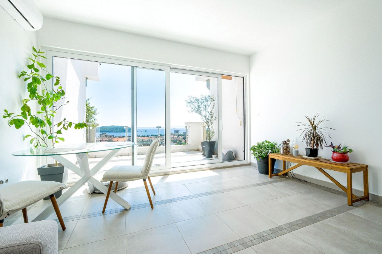 Apartamento en Budva, Montenegro, 65 m² - imagen 9