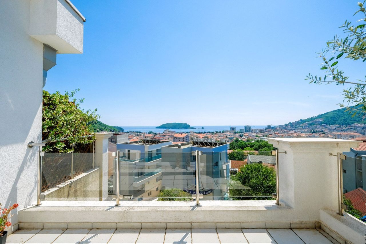 Apartamento en Budva, Montenegro, 65 m² - imagen 17