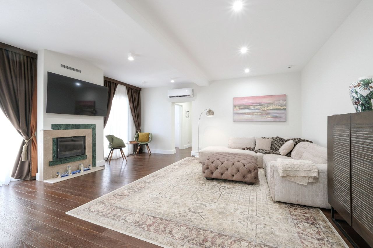 Apartamento en Denovici, Montenegro, 166 m² - imagen 1
