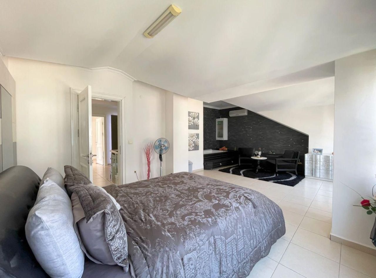 Ático en Alanya, Turquia, 250 m² - imagen 10