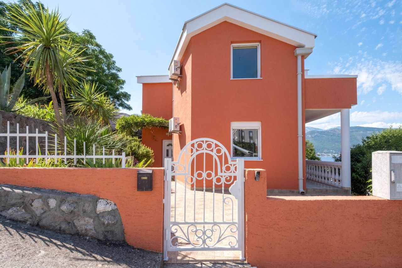 Villa in Krasici, Montenegro, 168 m² - Foto 4