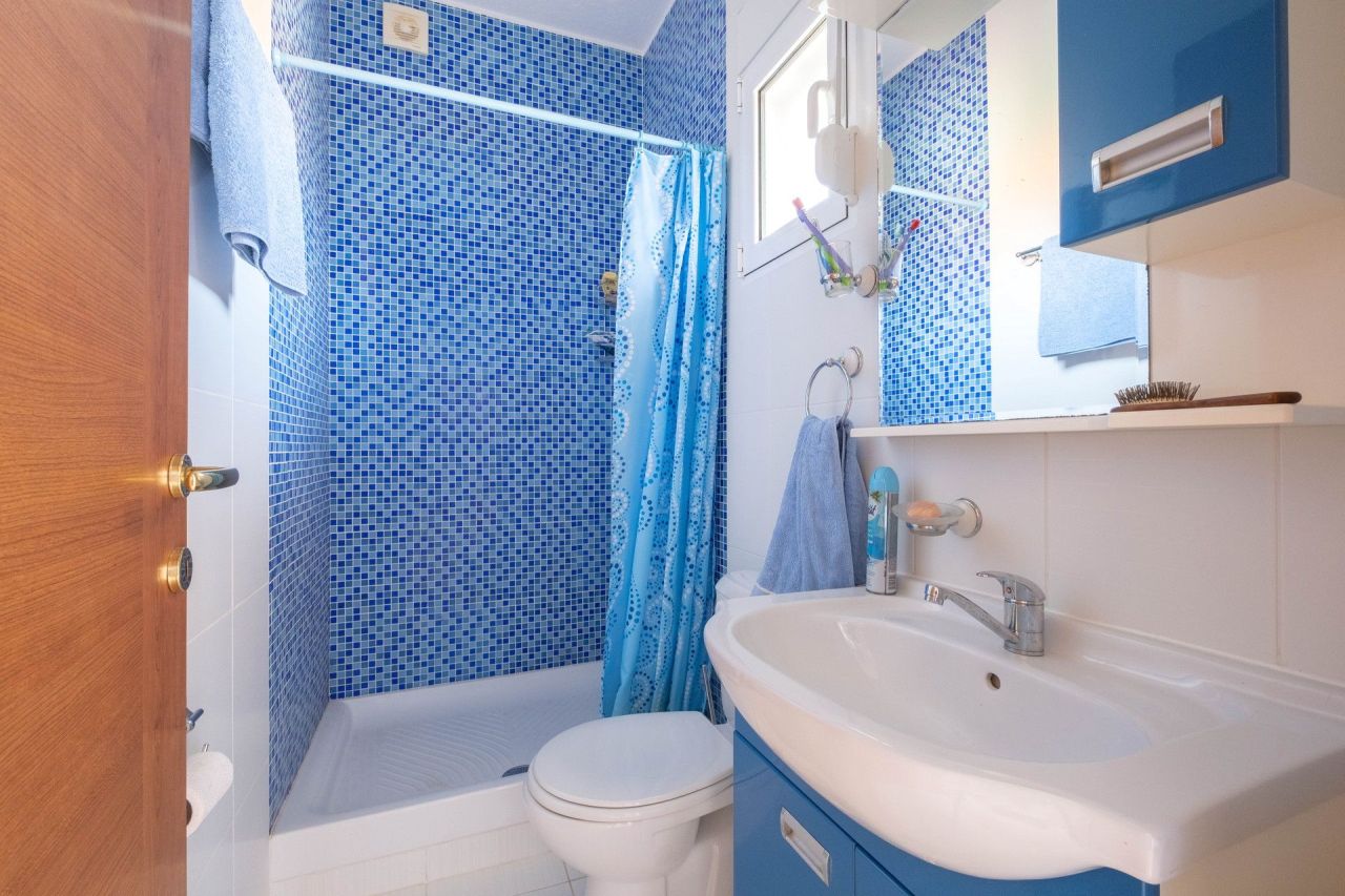 Villa in Krasici, Montenegro, 168 m² - Foto 6