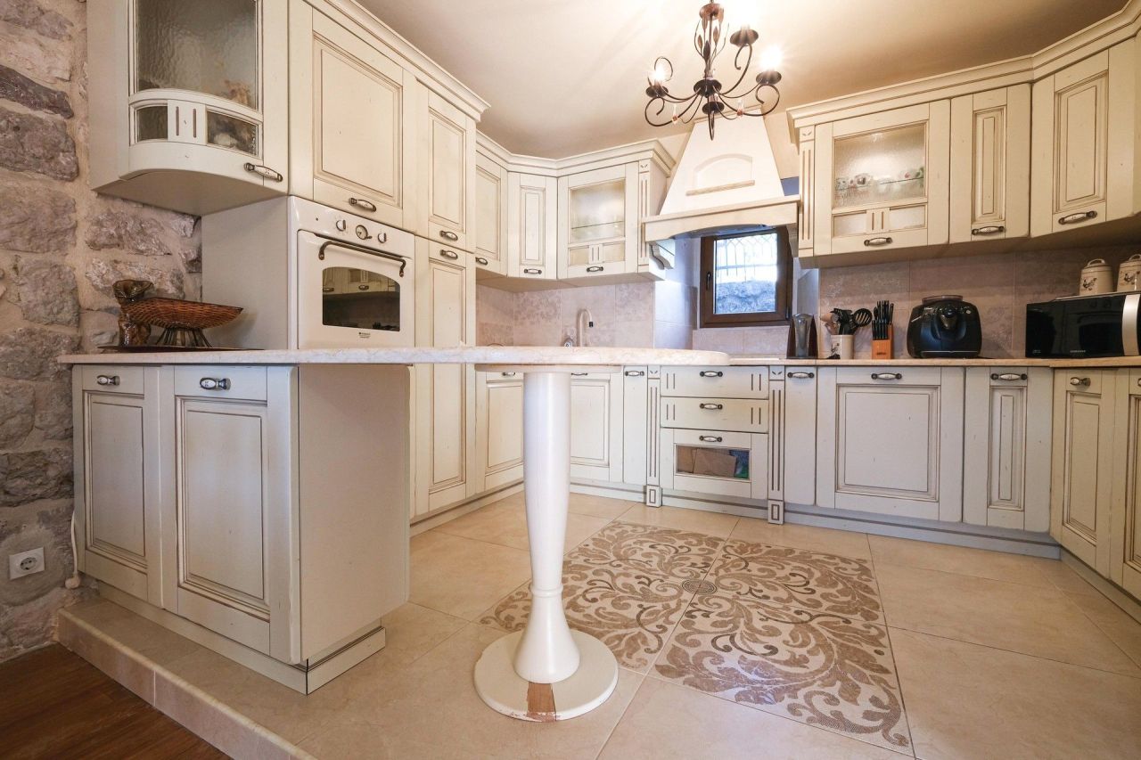 Villa à Orahovac, Monténégro, 500 m² - image 8