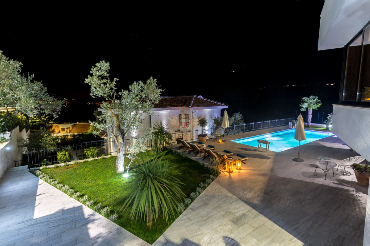 Casa en Herceg-Novi, Montenegro, 323 m² - imagen 17