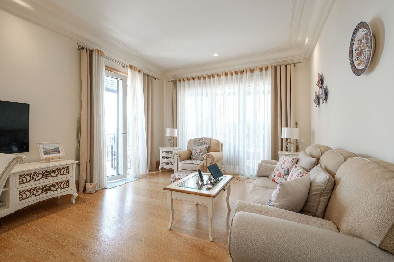 Flat in Tivat, Montenegro, 135 m² - picture 14