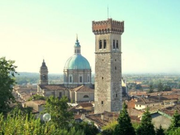 Grundstück in Desenzano del Garda, Italien, 3 445 m² - Foto 1