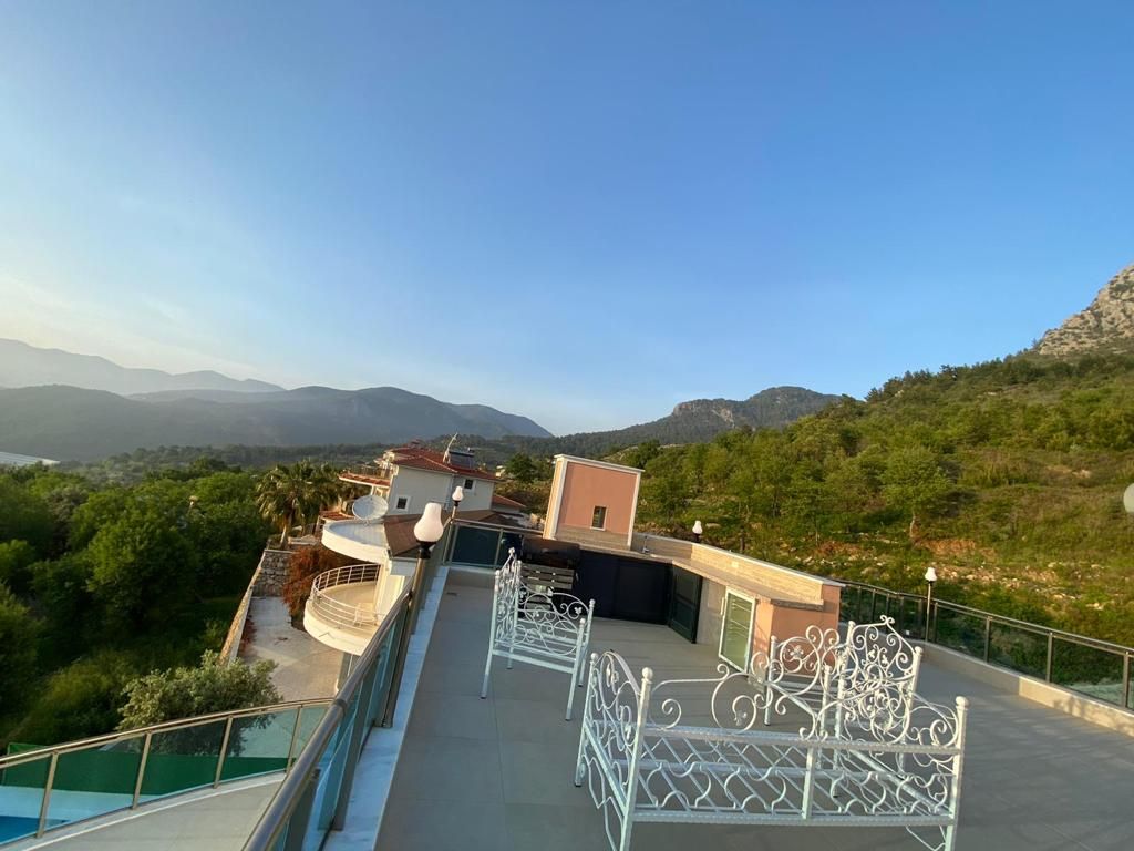 Villa en Alanya, Turquia, 450 m² - imagen 7
