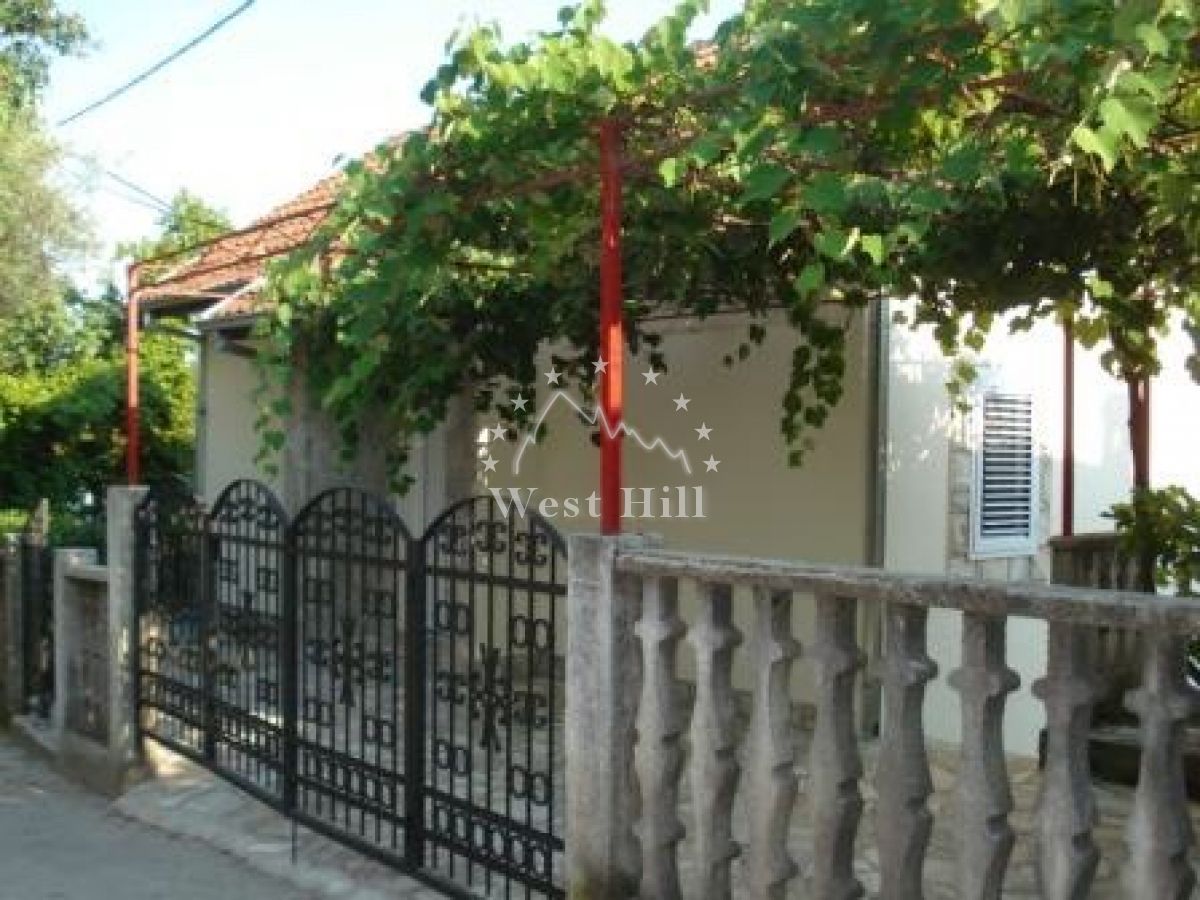 House in Krasici, Montenegro, 120 m² - picture 1