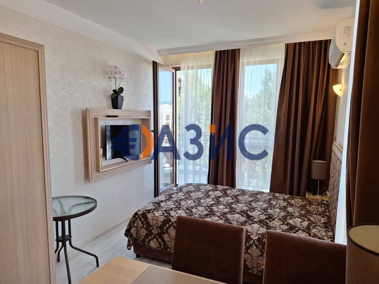 Appartement à Slantchev Briag, Bulgarie, 32.4 m² - image 1