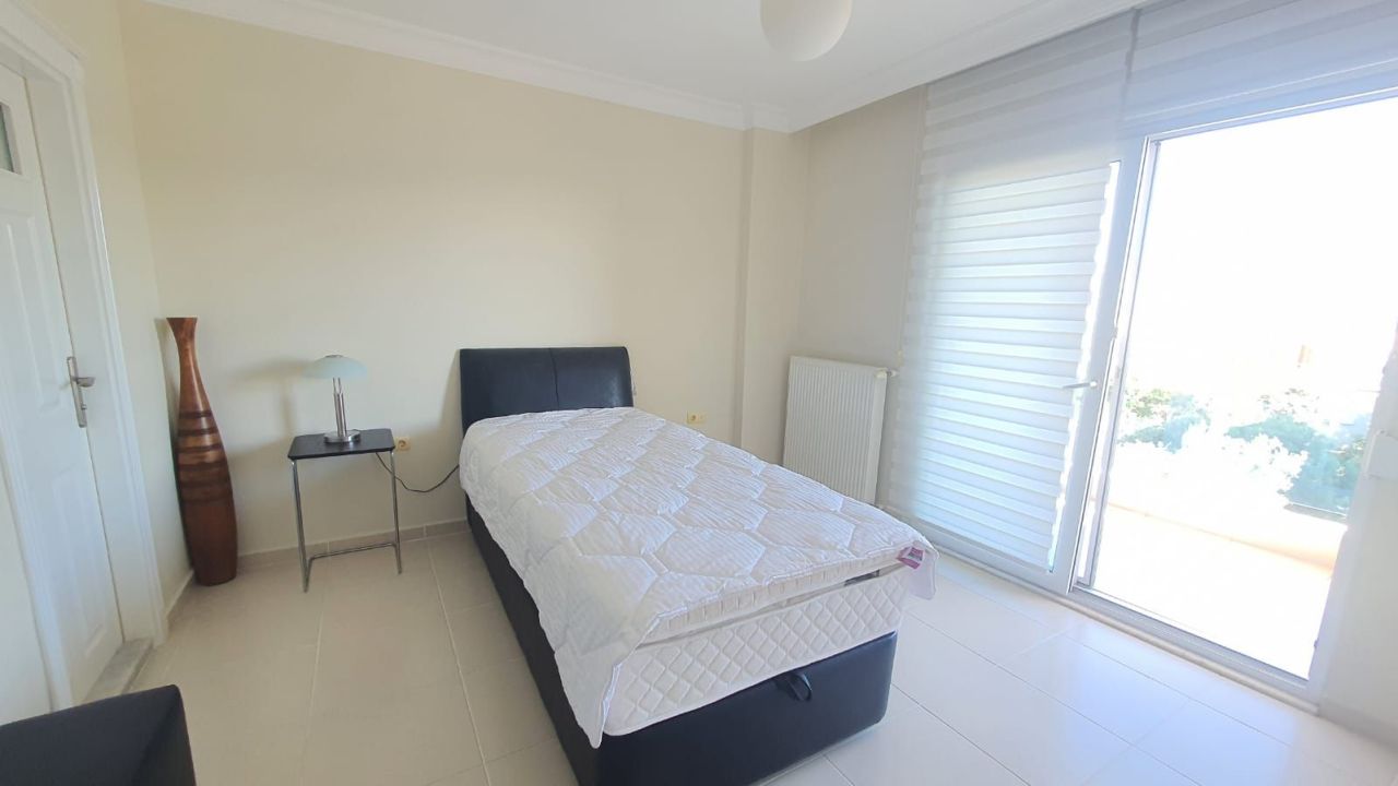 Apartment in Alanya, Turkey, 180 m² - picture 9