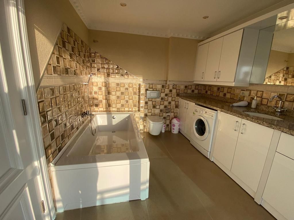 Villa en Alanya, Turquia, 450 m² - imagen 9