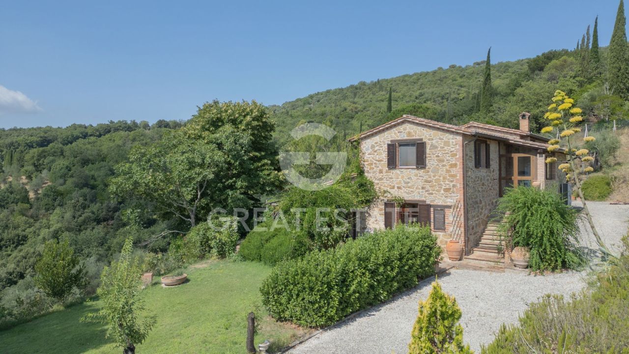House in Panicale, Italy, 284.15 m² - picture 1
