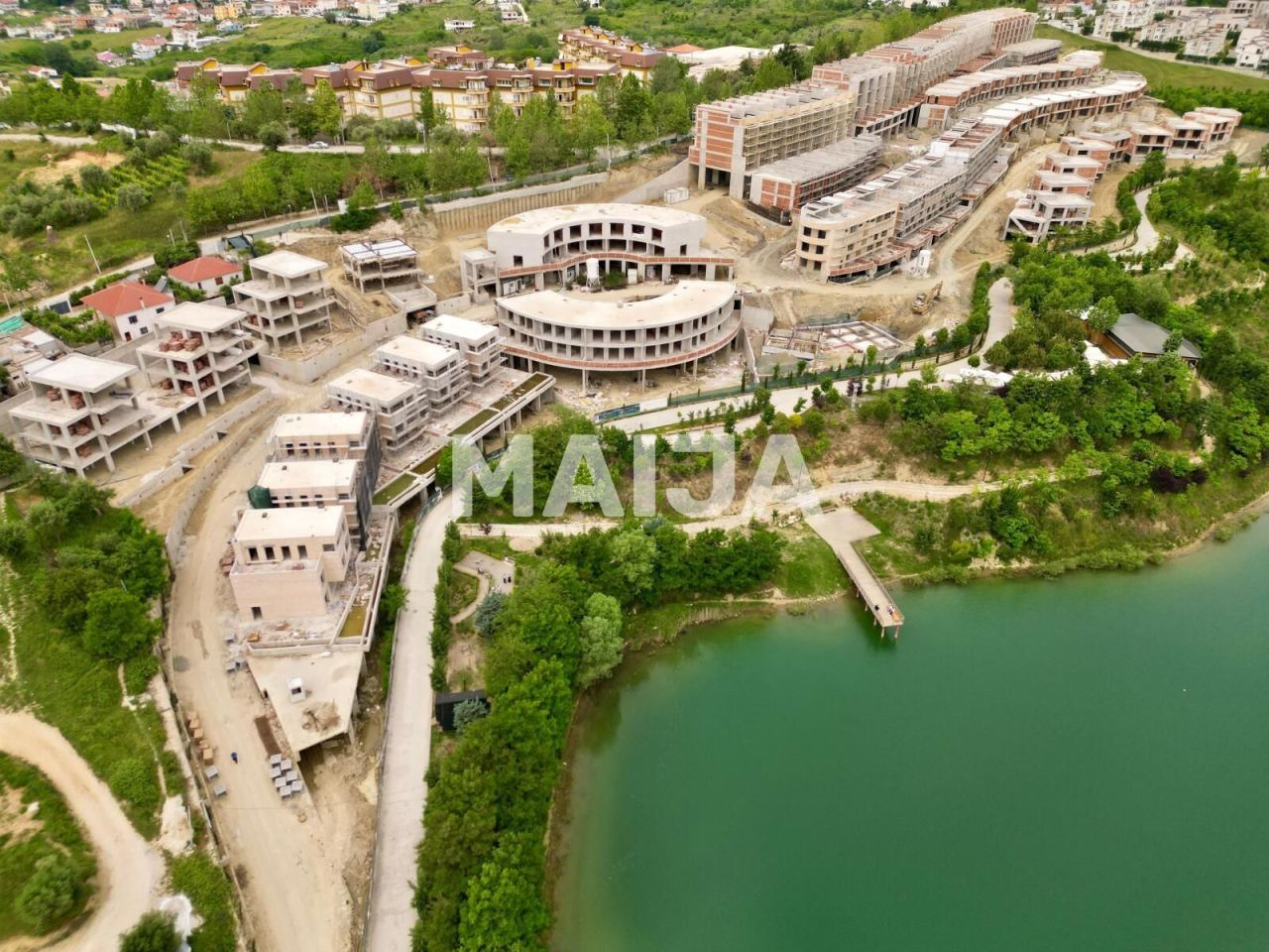 Wohnung in Tirana, Albanien, 100 m² - Foto 1