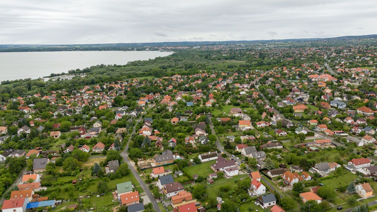 Maison à Vonyarcvashegy, Hongrie, 142 m² - image 4