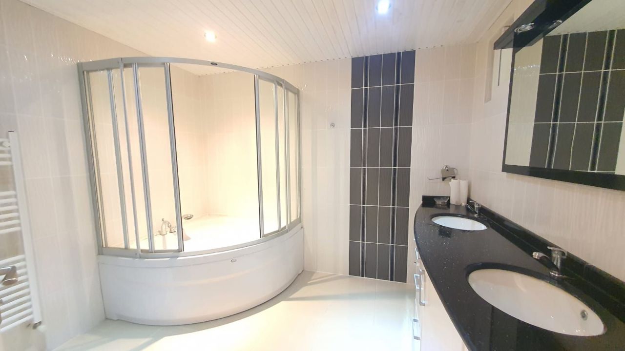 Apartment in Alanya, Turkey, 180 m² - picture 16