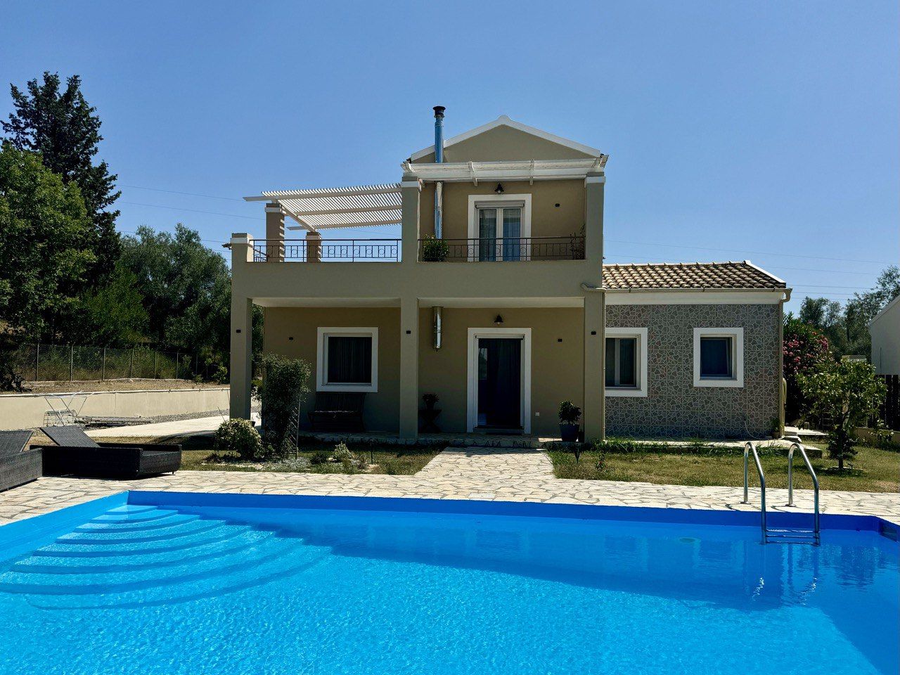 Villa en Corfú, Grecia, 107 m² - imagen 1