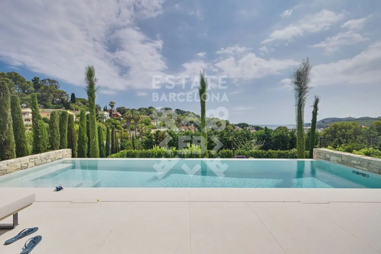 Villa in Lloret de Mar, Spanien, 500 m² - Foto 4