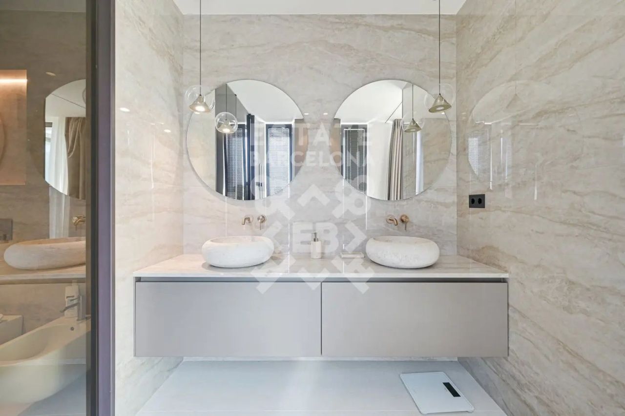 Villa in Lloret de Mar, Spanien, 500 m² - Foto 14