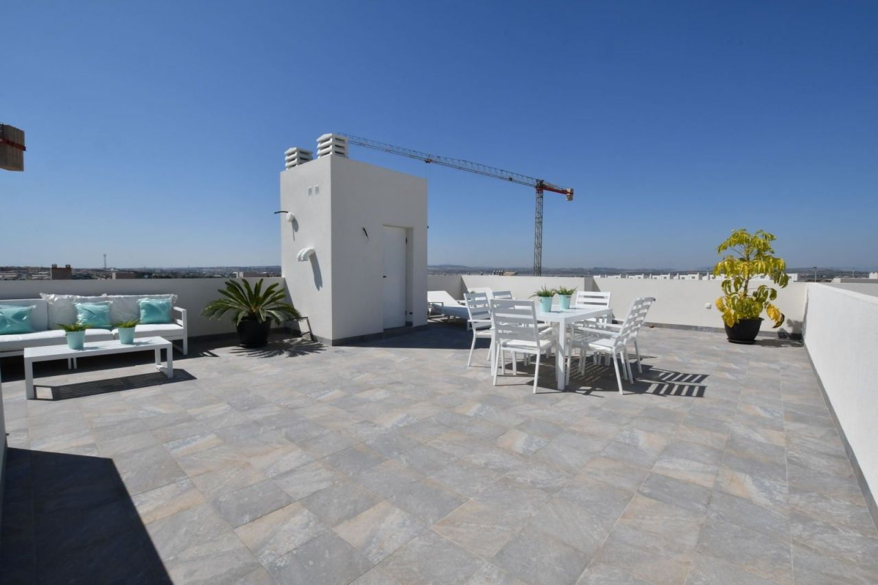 Bungalow à San Miguel de Salinas, Espagne, 74 m² - image 14
