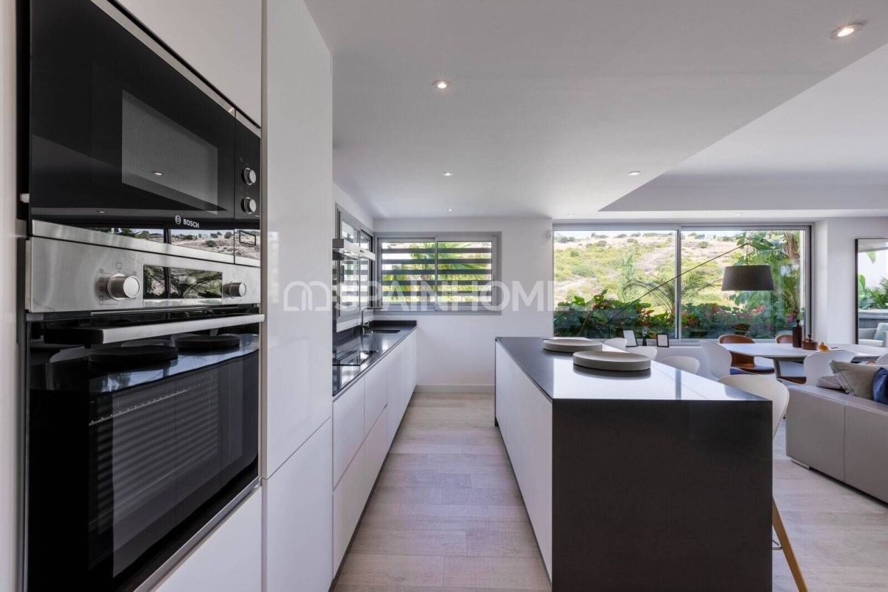 Apartment in Casares, Spain, 105 m² - picture 16