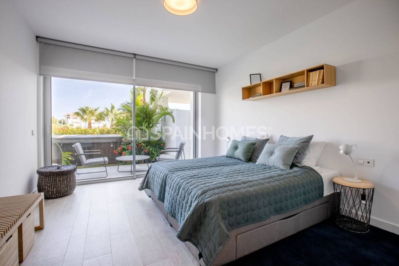 Apartment in Casares, Spain, 105 m² - picture 17