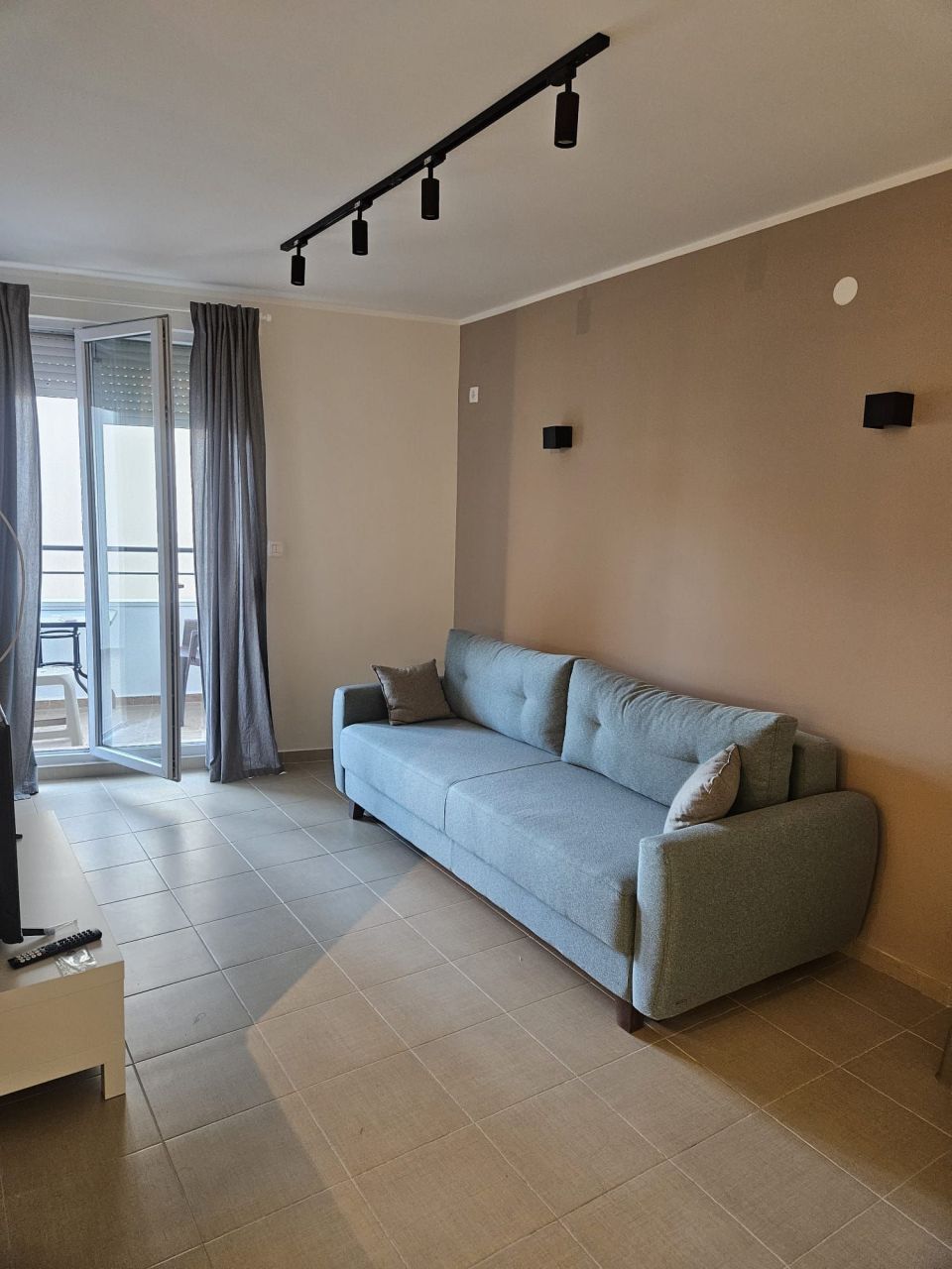 Apartamento en Becici, Montenegro, 47 m² - imagen 1